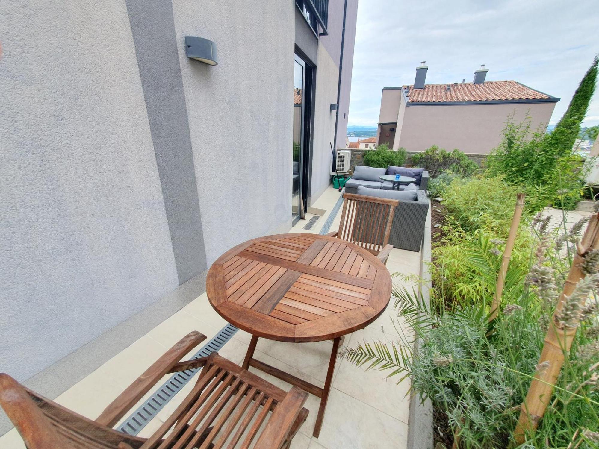 Bella Vista Lux Apartment With Private Terace Koper Exteriér fotografie